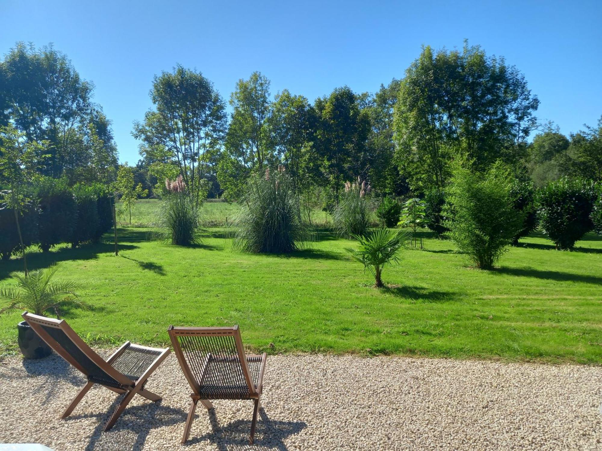 L'Oasis Des Pyrenees Campuzan Exterior foto