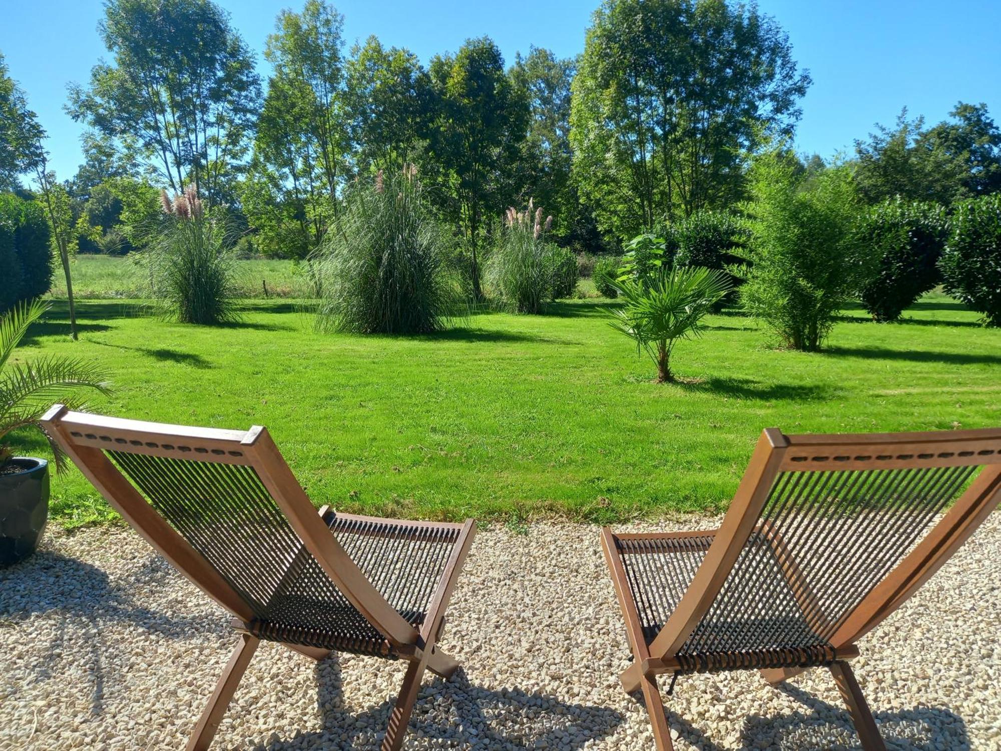 L'Oasis Des Pyrenees Campuzan Exterior foto